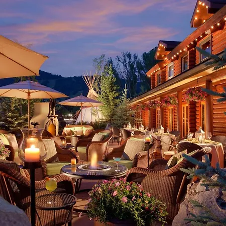 Rustic Inn Creekside