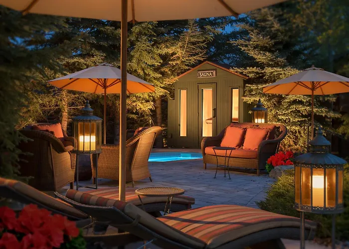 Resort Rustic Creekside