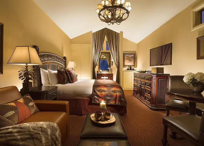 Rustic Creekside 4*