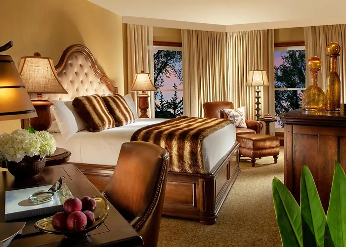 Rustic Creekside 4*