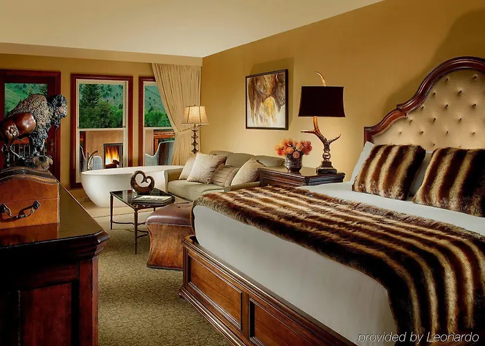 Rustic Creekside 4* Jackson